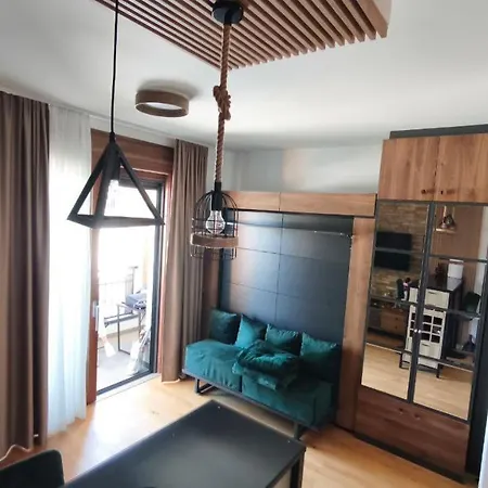 アパート Majski Bor *